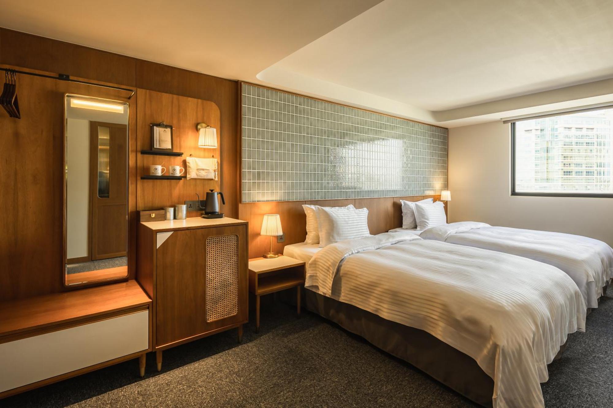 天下南隅 Provintia Hotel Tainan Extérieur photo