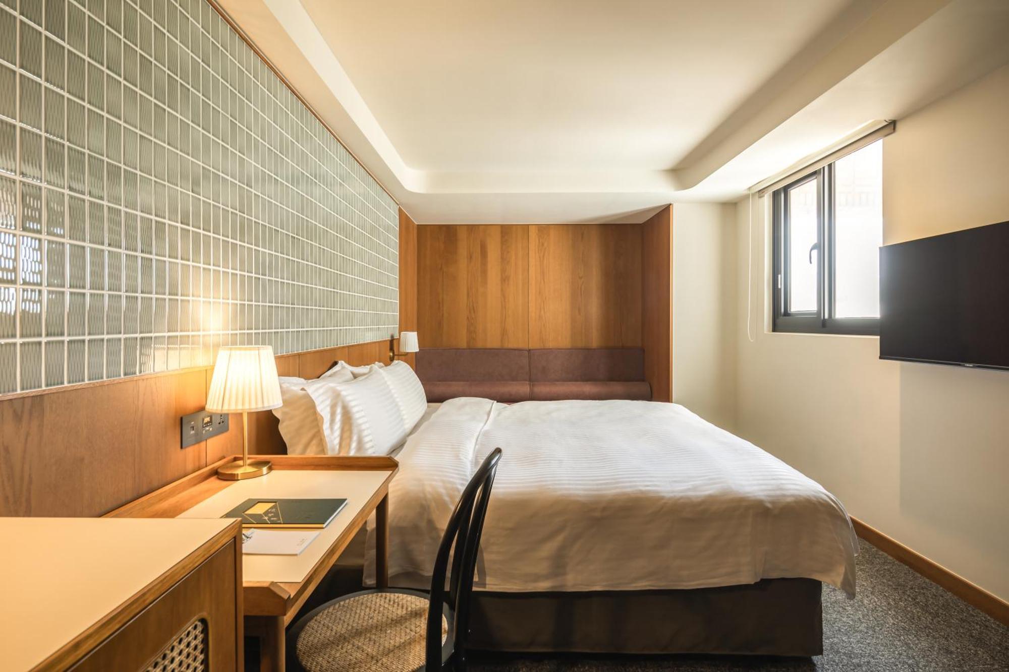 天下南隅 Provintia Hotel Tainan Extérieur photo