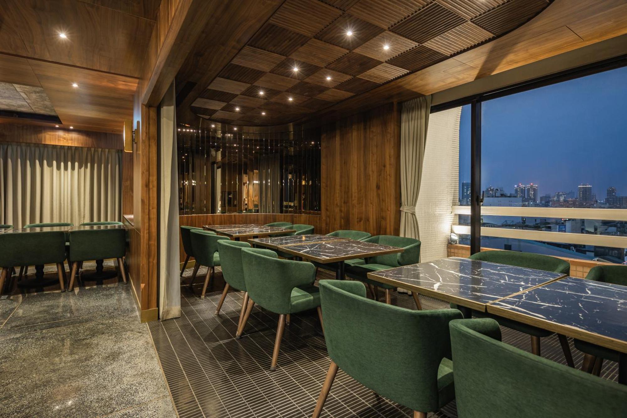 天下南隅 Provintia Hotel Tainan Extérieur photo