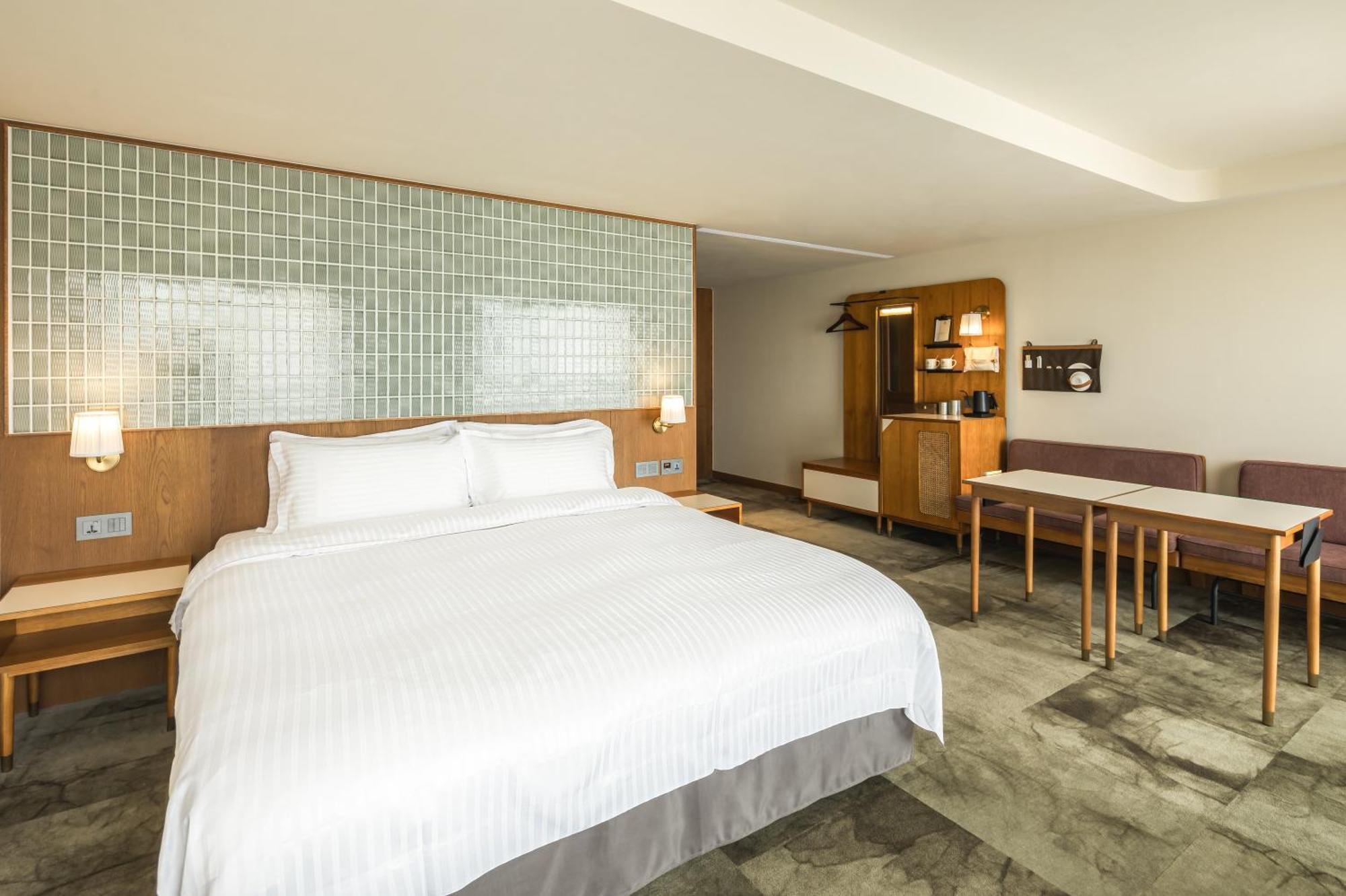 天下南隅 Provintia Hotel Tainan Extérieur photo