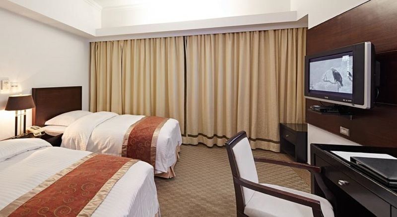 天下南隅 Provintia Hotel Tainan Extérieur photo